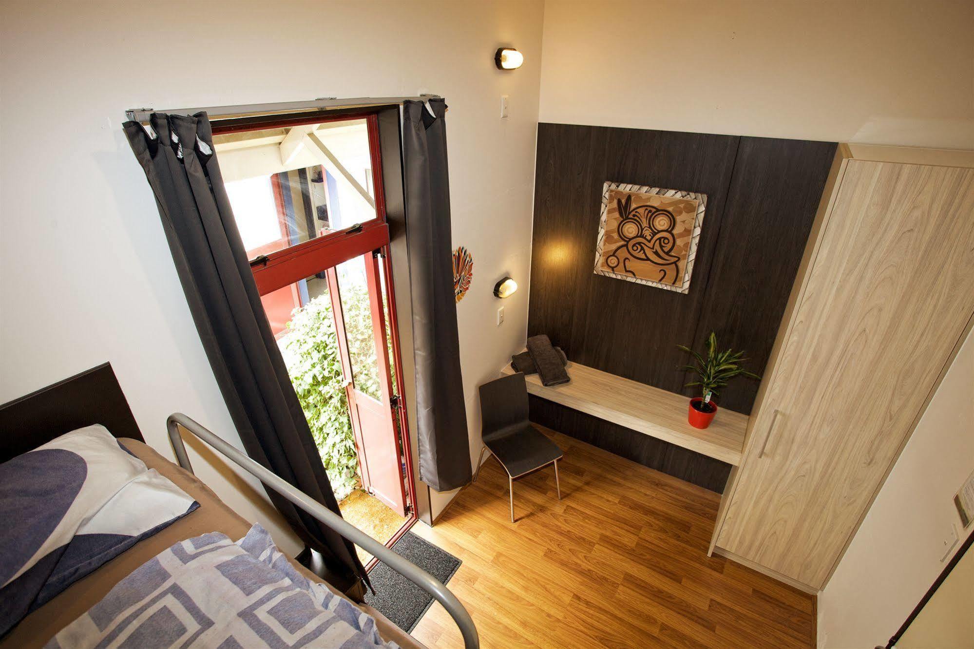 Stables Lodge Backpackers Napier Εξωτερικό φωτογραφία